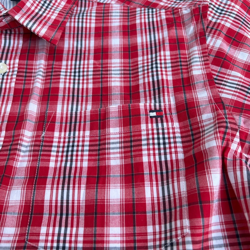 NWT Boys Tommy Hilfiger button down shirt XL